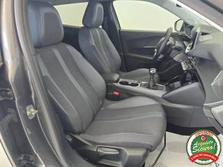 PEUGEOT 2008 usata 26