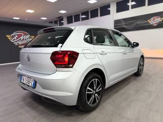 VOLKSWAGEN Polo usata, con Autoradio
