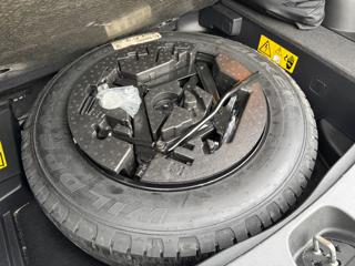 JEEP Compass usata, con Autoradio digitale