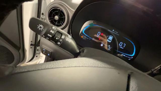 HYUNDAI i10 usata, con Autoradio
