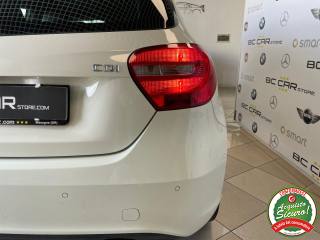 MERCEDES-BENZ A 180 usata, con Specchietti laterali elettrici