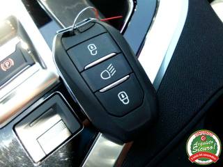 PEUGEOT 3008 usata, con Touch screen