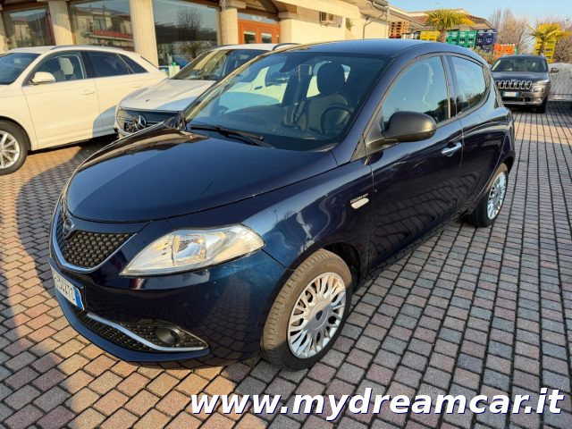 LANCIA Ypsilon usata, con Airbag