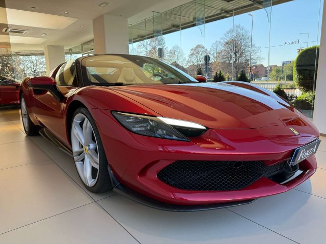 FERRARI 296 usata, con Airbag laterali