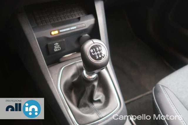 FORD Tourneo Courier usata 12