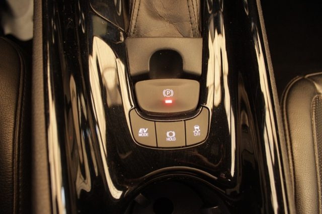 TOYOTA C-HR usata 23