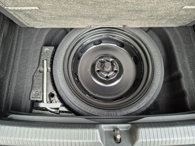 VOLKSWAGEN Golf usata, con ESP