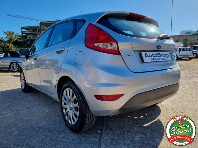 FORD Fiesta usata, con Chiusura centralizzata