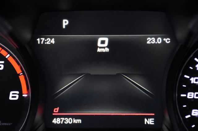 ALFA ROMEO Stelvio usata, con Controllo automatico clima