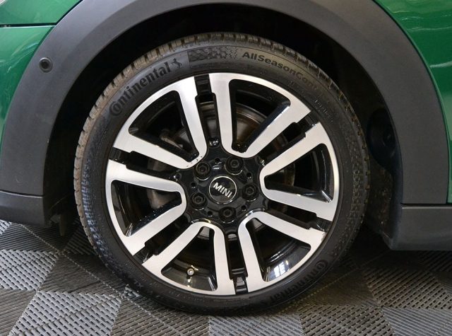 MINI Cooper usata, con Touch screen