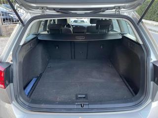VOLKSWAGEN Golf Variant usata, con Sedile posteriore sdoppiato