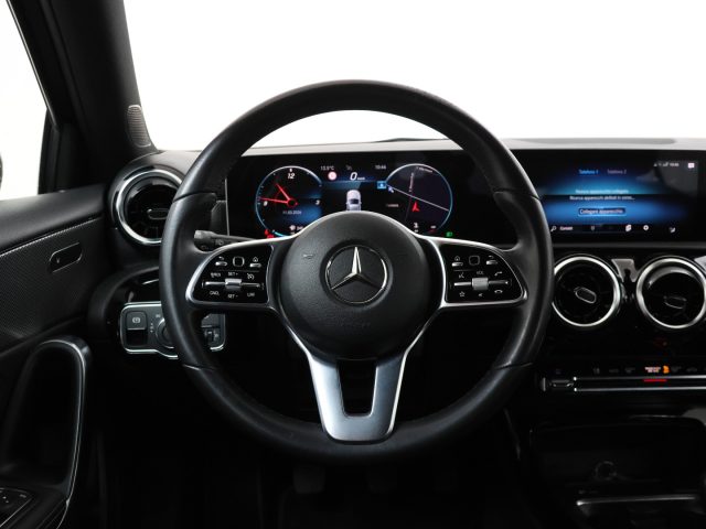 MERCEDES-BENZ A 200 usata, con Bluetooth
