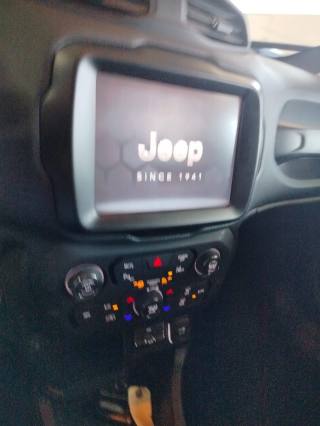 JEEP Renegade usata 23