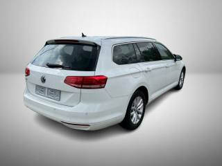 VOLKSWAGEN Passat usata, con Airbag