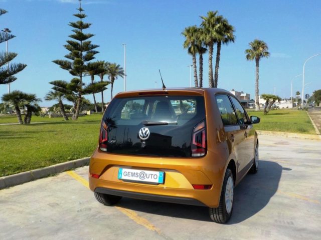 VOLKSWAGEN up! usata, con ESP