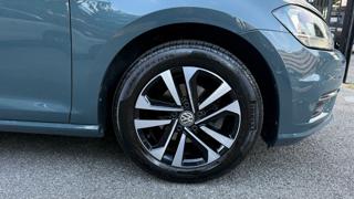 VOLKSWAGEN Golf usata, con Autoradio