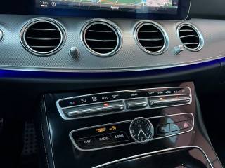 MERCEDES-BENZ E 220 usata, con Fendinebbia