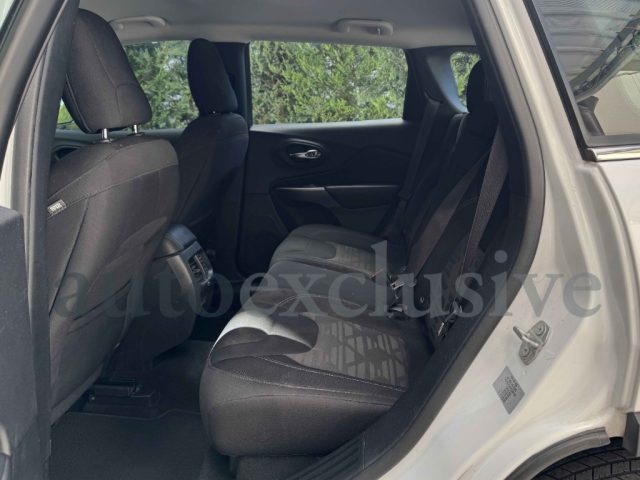 JEEP Cherokee usata, con Fendinebbia