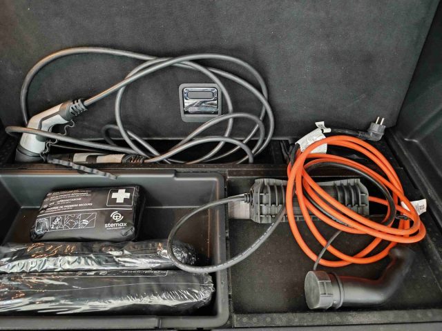 PEUGEOT 3008 usata, con Sistema di navigazione