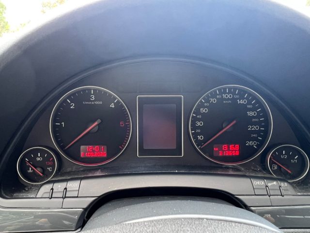 AUDI A4 usata, con Sedile posteriore sdoppiato