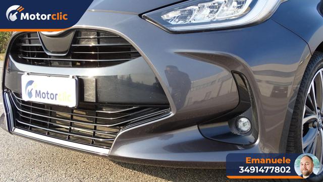 TOYOTA Yaris usata, con USB
