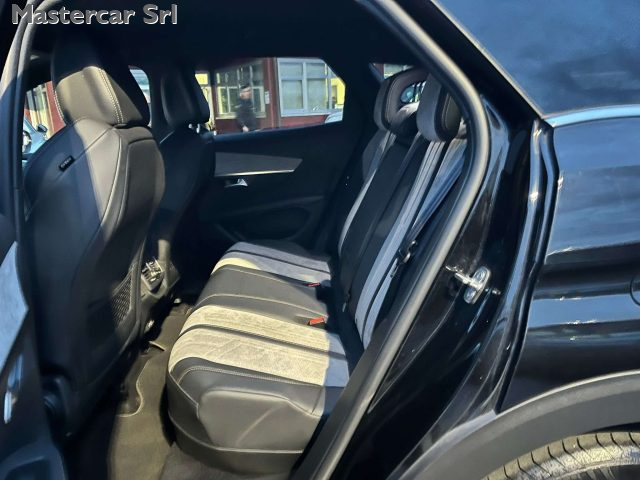 PEUGEOT 3008 usata, con Volante in pelle