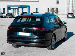 VOLKSWAGEN Golf Variant usata, con Autoradio