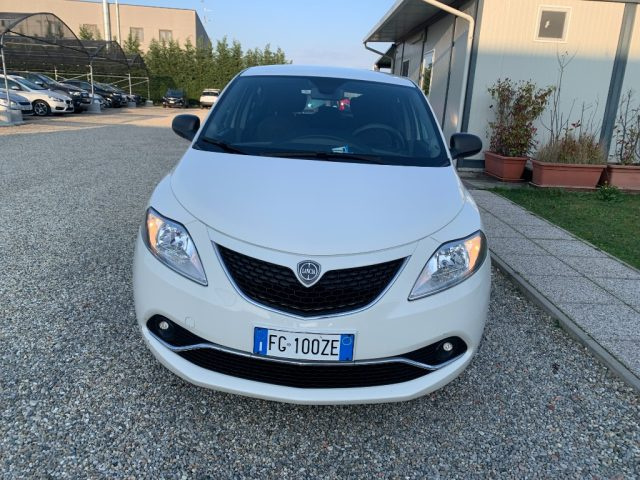 LANCIA Ypsilon usata, con Airbag