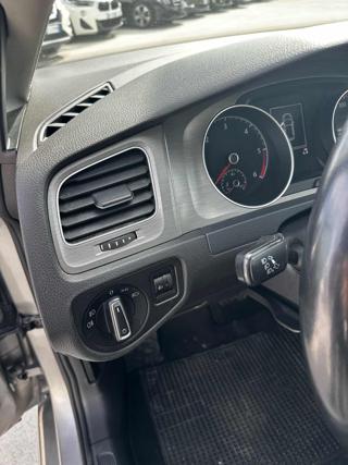 VOLKSWAGEN Golf usata, con Fendinebbia