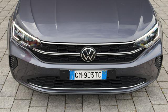 VOLKSWAGEN Taigo usata, con Luci diurne LED