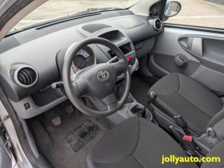 TOYOTA Aygo usata 16