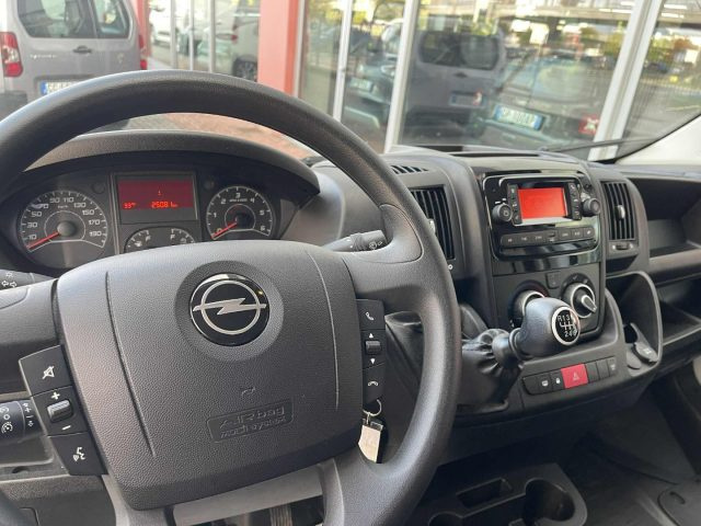 OPEL Movano usata, con Bracciolo