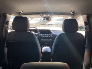MERCEDES-BENZ GLA 200 usata, con Climatizzatore