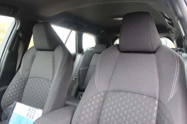 TOYOTA Corolla usata, con Specchietti laterali elettrici