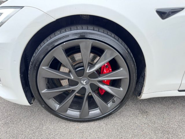 TESLA Model S usata, con USB