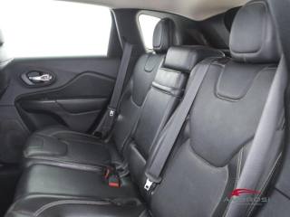 JEEP Cherokee usata 9