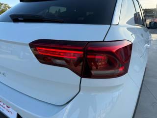 VOLKSWAGEN T-Roc usata, con Controllo trazione