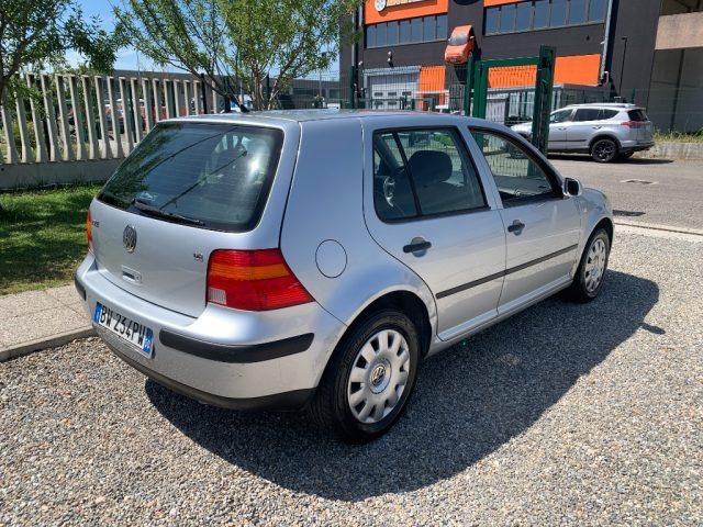 VOLKSWAGEN Golf usata, con Alzacristalli elettrici