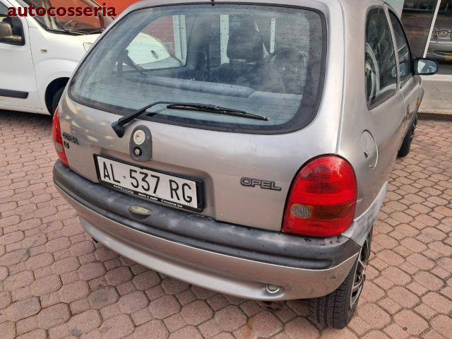 OPEL Corsa usata, con Climatizzatore