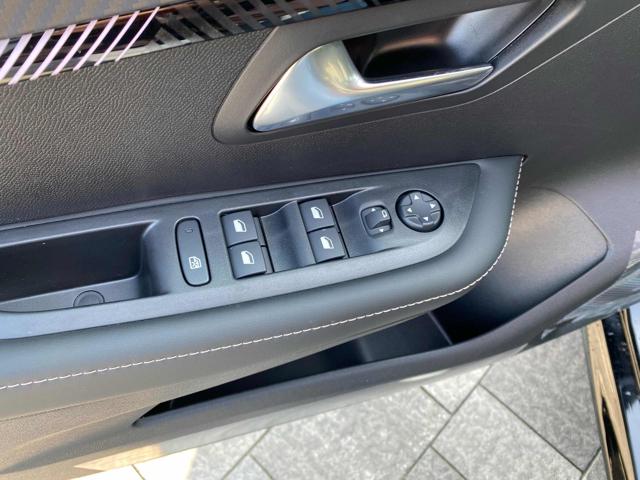 PEUGEOT 208 usata, con Climatizzatore