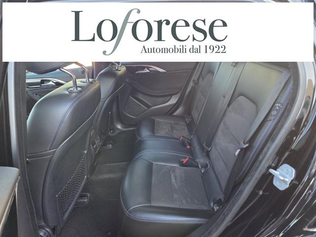 INFINITI Q30 usata, con Alzacristalli elettrici