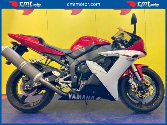 YAMAHA YZF R1 usata 0