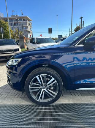 AUDI Q5 usata, con Autoradio