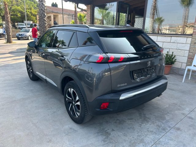 PEUGEOT 2008 usata, con Boardcomputer
