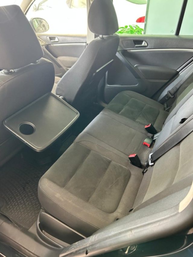 VOLKSWAGEN Tiguan usata, con Autoradio