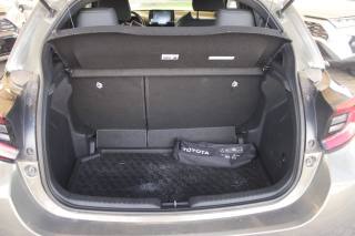 TOYOTA Yaris usata, con Servosterzo