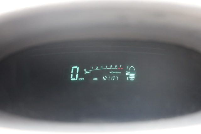 TOYOTA Yaris usata, con Alzacristalli elettrici