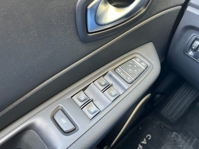 RENAULT Captur usata 26