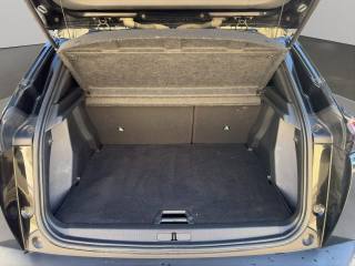 PEUGEOT 2008 usata, con Sensori di parcheggio posteriori