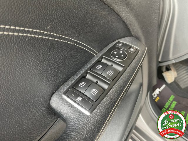 MERCEDES-BENZ B 180 usata, con Cerchi in lega